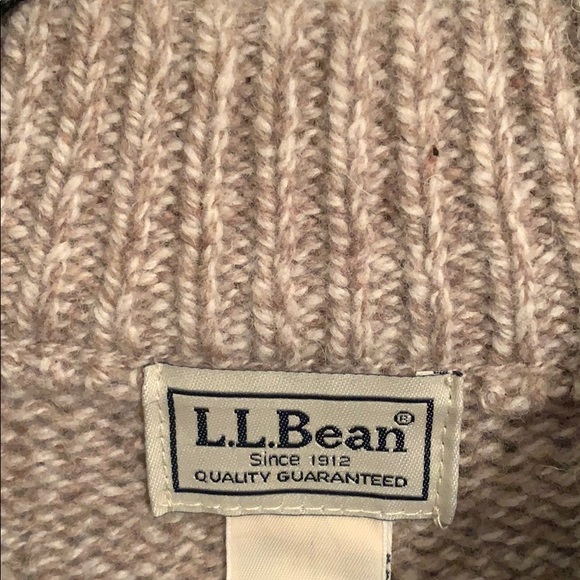 L.L.Bean Lambswool Sweater - Picture 3 of 5